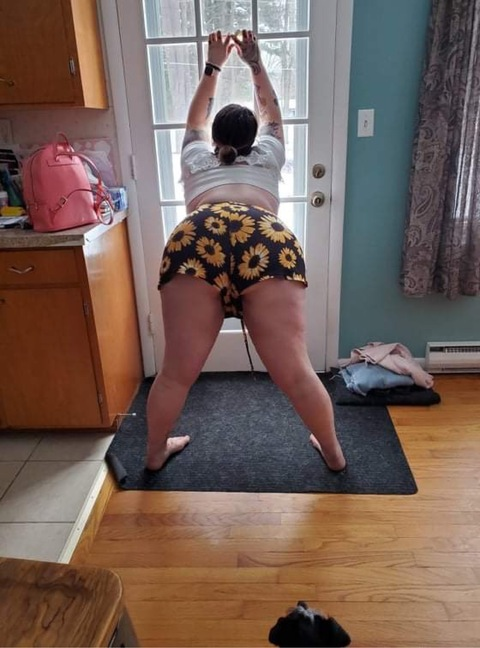 awkwardtaco18 onlyfans leaked picture 1