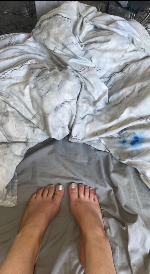 brattybritfeet onlyfans leaked picture 1