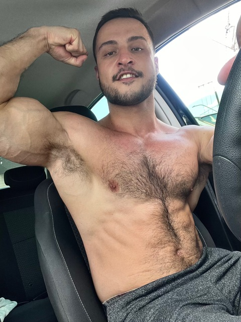 bruno3bf onlyfans leaked picture 1