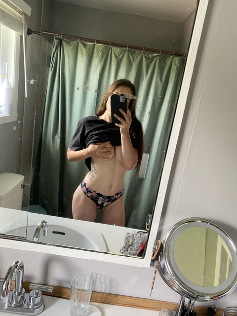 call.me.aliice onlyfans leaked picture 1