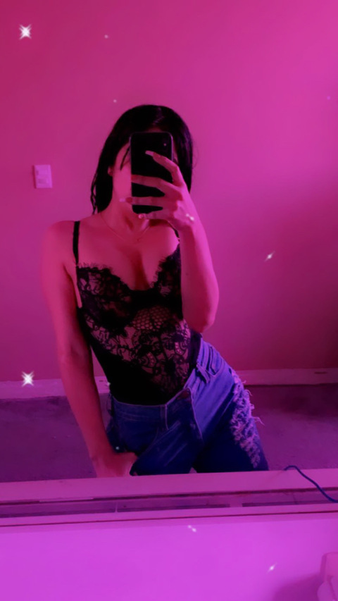 carlalice onlyfans leaked picture 1