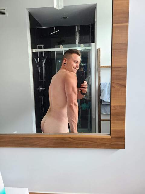 cerabrik onlyfans leaked picture 1