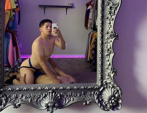 chrishuizar onlyfans leaked picture 1
