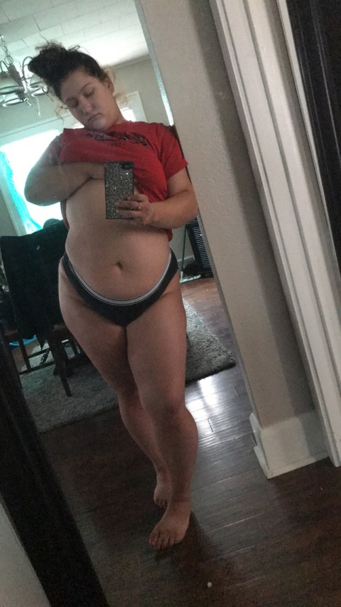 cinnibaby onlyfans leaked picture 1