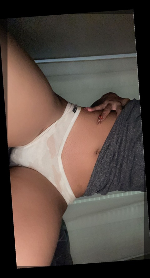 cutiewet onlyfans leaked picture 1