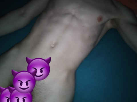 cutyboy698 onlyfans leaked picture 1