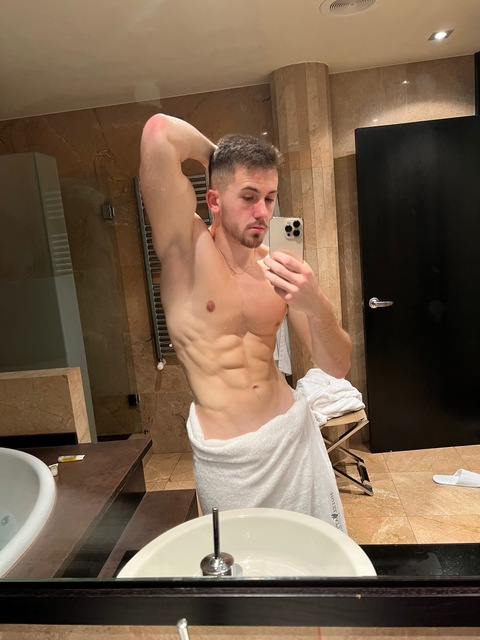 deluxio-r onlyfans leaked picture 1
