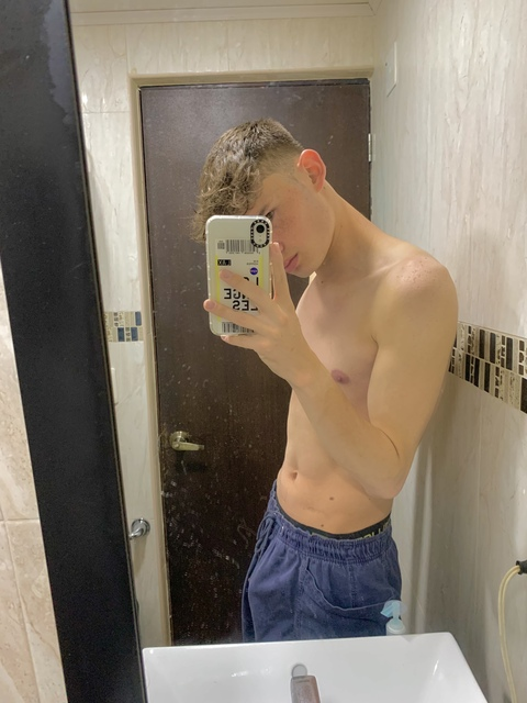 dylanmeeze onlyfans leaked picture 1