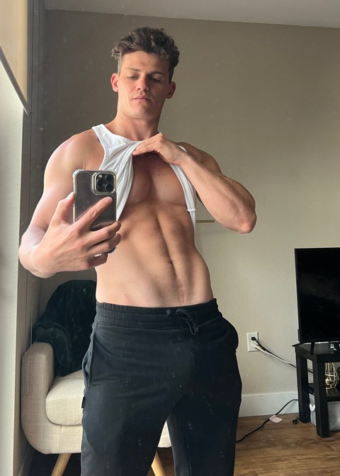 elfluvr onlyfans leaked picture 1