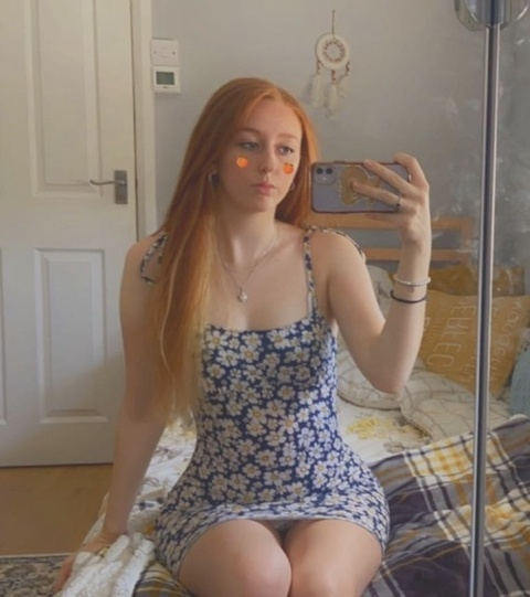 emilyperry onlyfans leaked picture 1