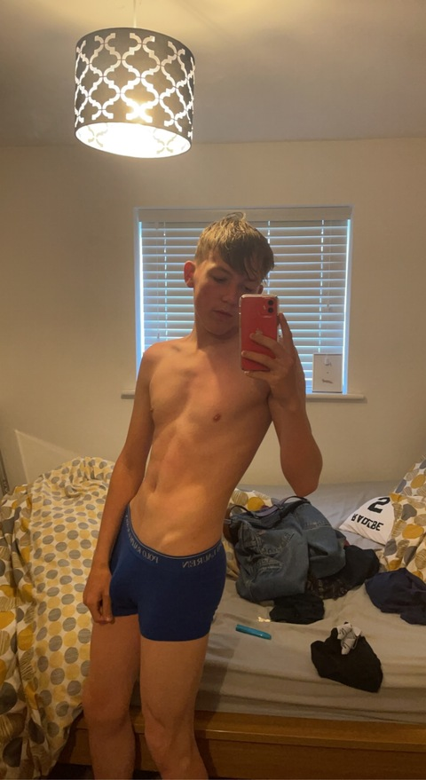 ewanwatt onlyfans leaked picture 1