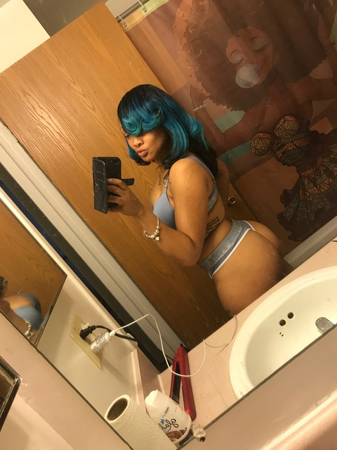 foreverpoppin onlyfans leaked picture 1