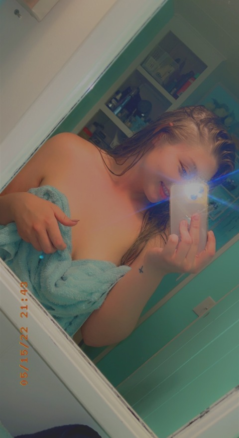 freakykiki143 onlyfans leaked picture 1