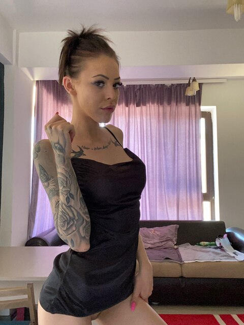 giuliaiulia onlyfans leaked picture 1