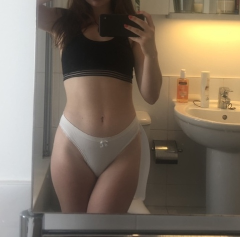 graceeexx onlyfans leaked picture 1