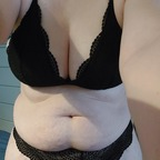 hotmammauk onlyfans leaked picture 1