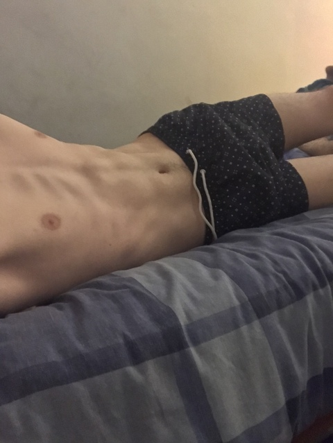 hungtwink onlyfans leaked picture 1