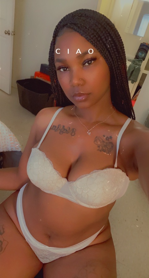 juicykia onlyfans leaked picture 1