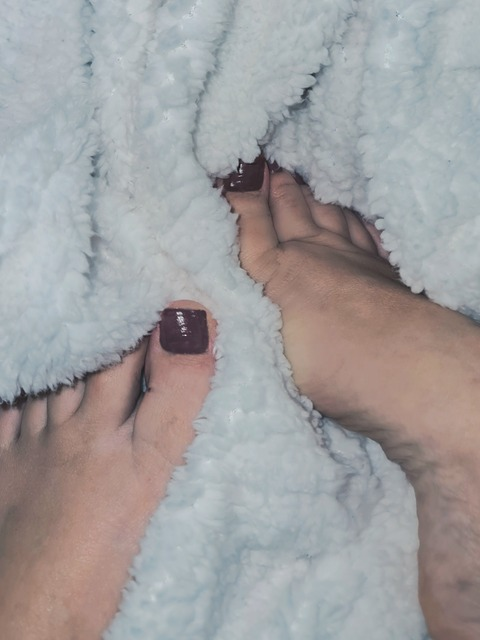 ladyfeetlove1 onlyfans leaked picture 1