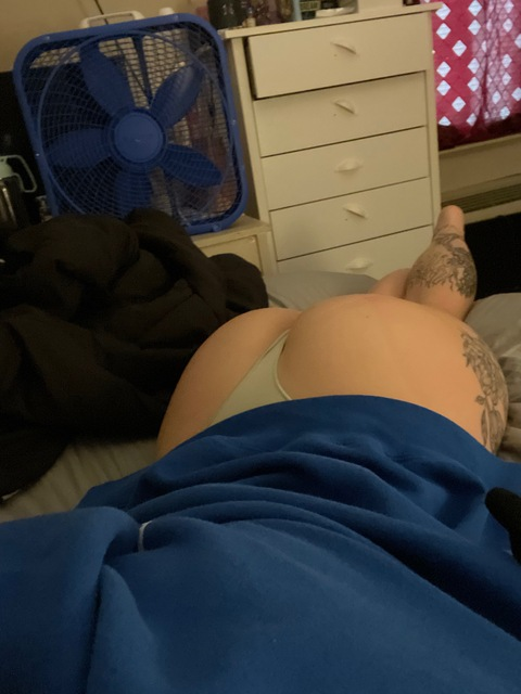 lexi-k2019 onlyfans leaked picture 1