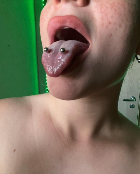 lilith19071 onlyfans leaked picture 1