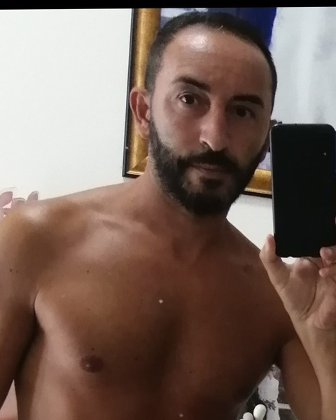 lucasaveriorusso onlyfans leaked picture 1