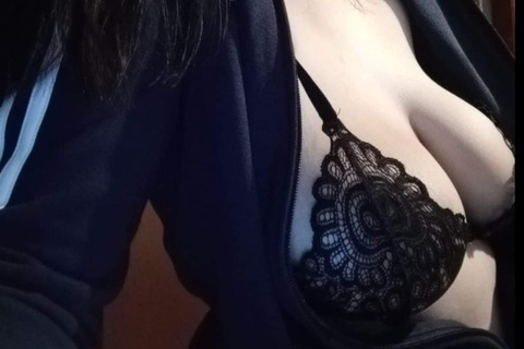 lucybella420 onlyfans leaked picture 1