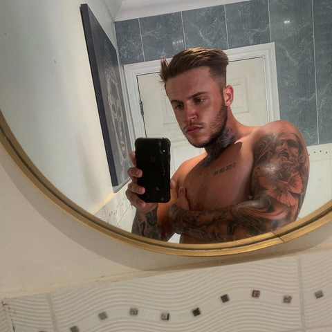 lukedandy94 onlyfans leaked picture 1