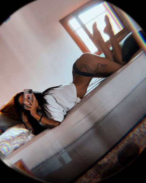 monicacerato onlyfans leaked picture 1