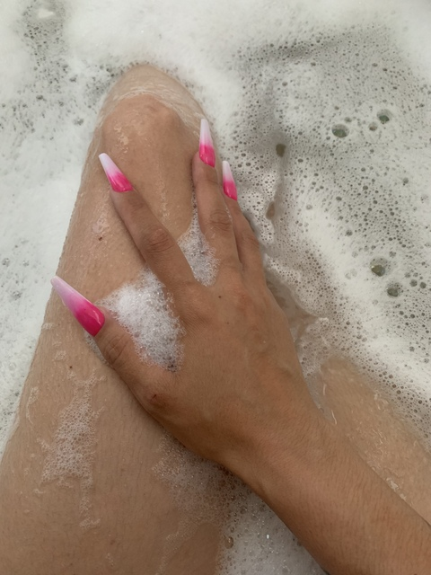 nailgoddess69 onlyfans leaked picture 1