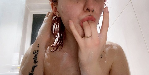 nnatalienorthh onlyfans leaked picture 1