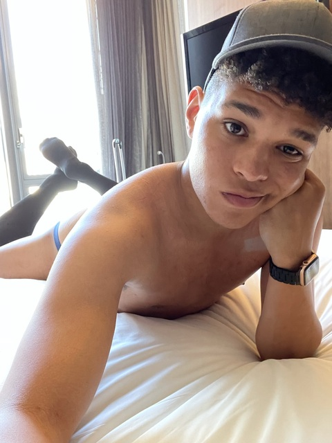 noahsup onlyfans leaked picture 1