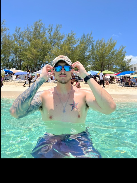 onlypapichris onlyfans leaked picture 1