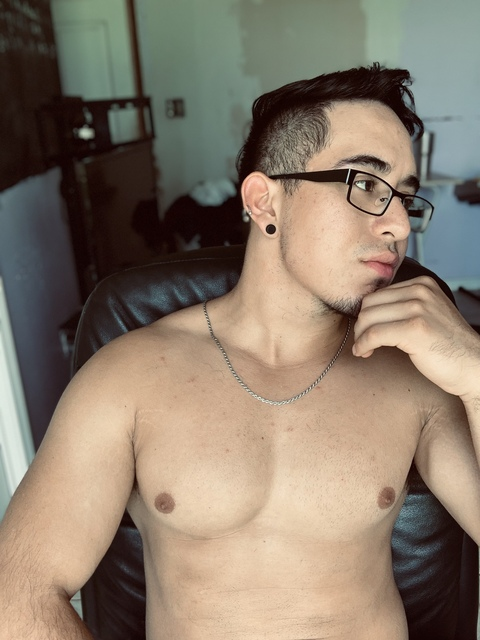 papihuerta222 onlyfans leaked picture 1