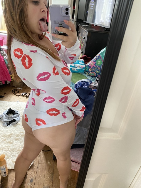 riahbaby12 onlyfans leaked picture 1