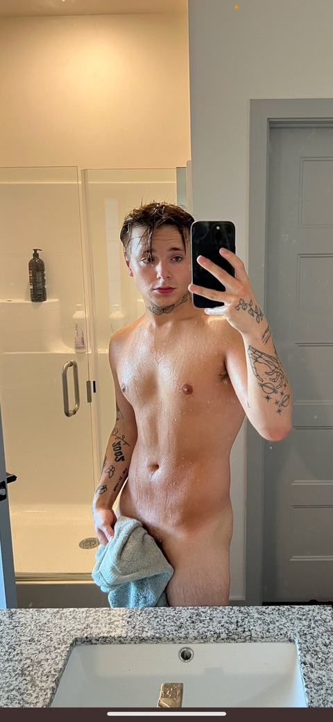 rivercameron onlyfans leaked picture 1