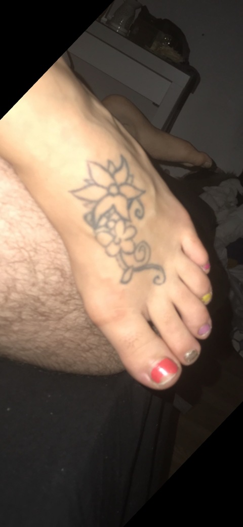 samsfootalicious onlyfans leaked picture 1