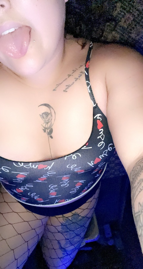 saphire_luvs_you onlyfans leaked picture 1