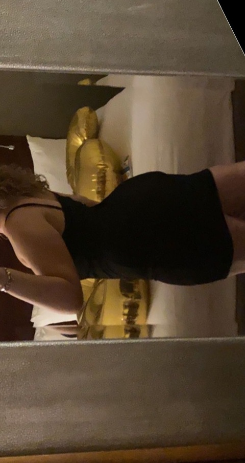 sfromyourdreams onlyfans leaked picture 1