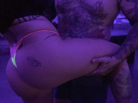 slickandlaydie onlyfans leaked picture 1