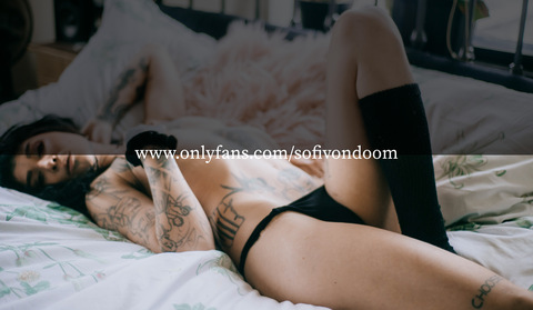 sofivondoom onlyfans leaked picture 1