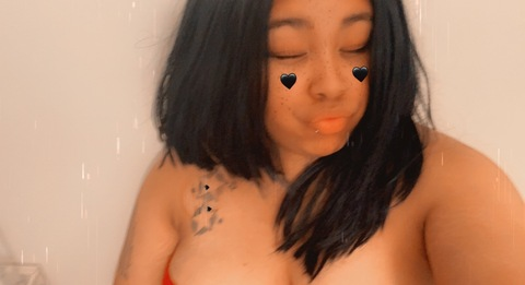 sweetbee92 onlyfans leaked picture 1