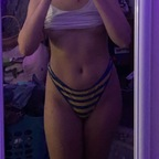 sweetpeach17 onlyfans leaked picture 1