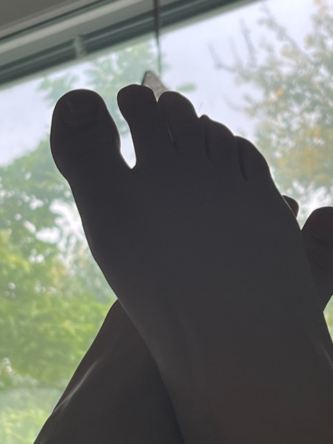 tarasfeet2355 onlyfans leaked picture 1
