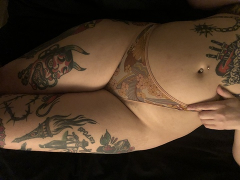 tattedbabyyyy onlyfans leaked picture 1
