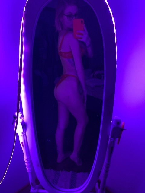 thekellygrey onlyfans leaked picture 1
