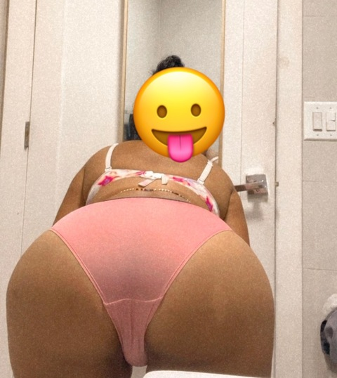 thickgirl2000 onlyfans leaked picture 1