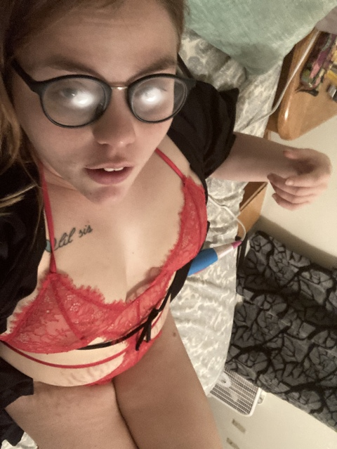 tiffanystars onlyfans leaked picture 1
