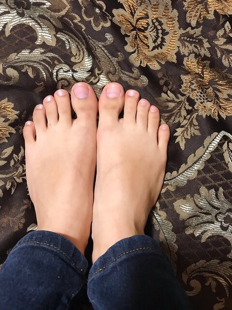 tippytoessx onlyfans leaked picture 1
