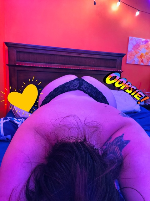 veronicavalentine69 onlyfans leaked picture 1